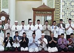 Sholat Ied di Masjid Baiturrahman, Bupati Tasik Ajak Jamaah Tingkatkan Kepedulian Sosial
