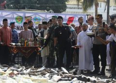 Segera Bentuk Satgas, Wali Kota Tasik Hadiri Pemusnahan BB Miras dan Knalpot Brong oleh Polres Tasik Kota