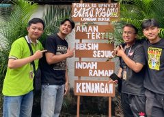 KKN 85 UPNVJT Berhasil Pasang Sapta Pesona dan Promosikan Batik Lokal Peneleh Melalui Program BATIKARA