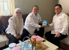Inovasi Jemput Bola! Disnaker Kota Tasik Gandeng Dishub Tempel Barcode AI Job Matcher di Angkot